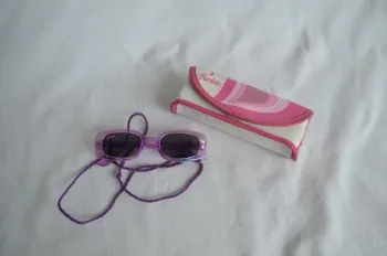 lunette de soleil Barbie