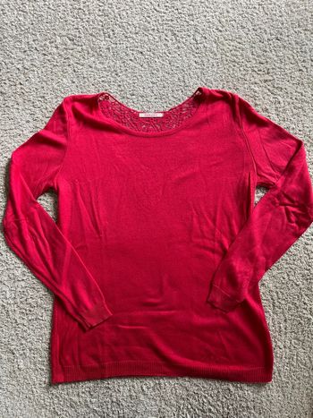 Pull léger Camaïeu rose fuchsia dentelle dans le dos taille M