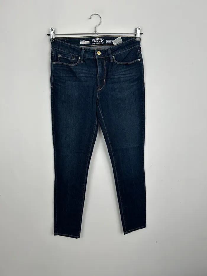 Jean Levi's Signature Femme Marine W29 L32 | Totally Shaping Skinny | FR38 | Très Bon État BP100 - photo numéro 2