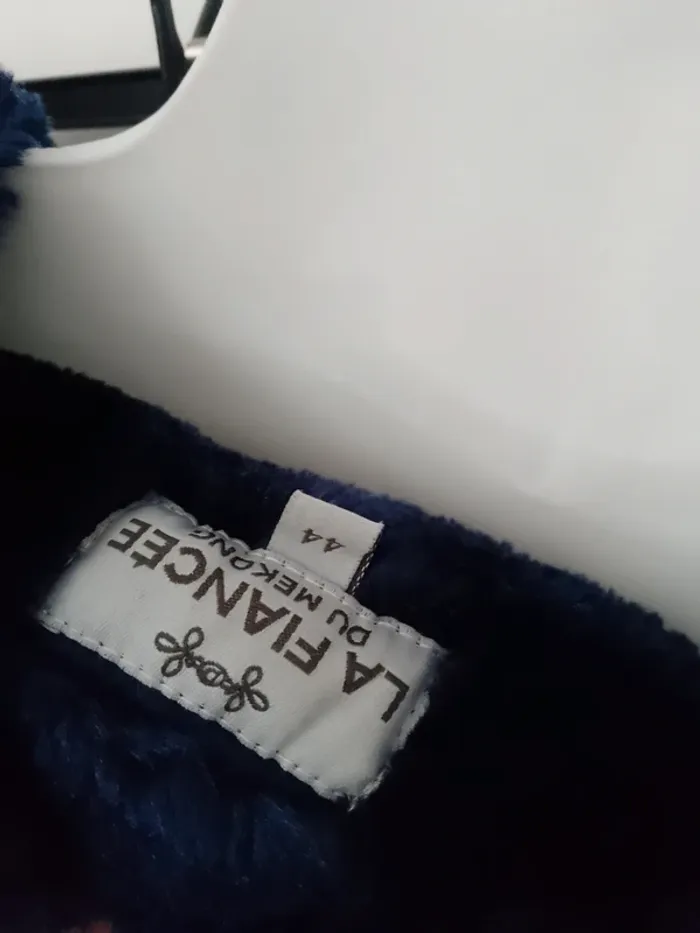 Très beau manteau la fiancée du Mékong taille 44 - photo numéro 3