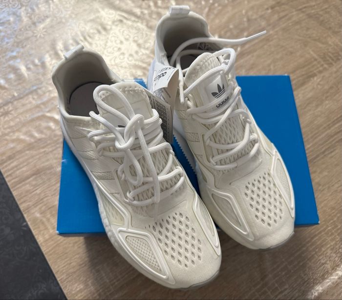 Chaussures Adidas femme. - photo numéro 2