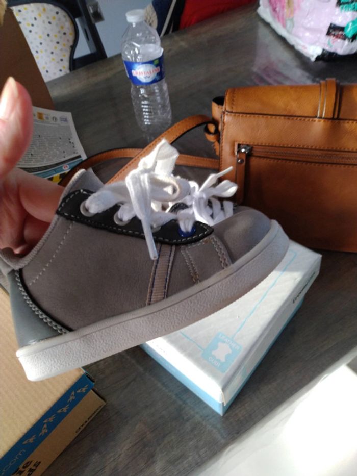 Chaussures taille 20