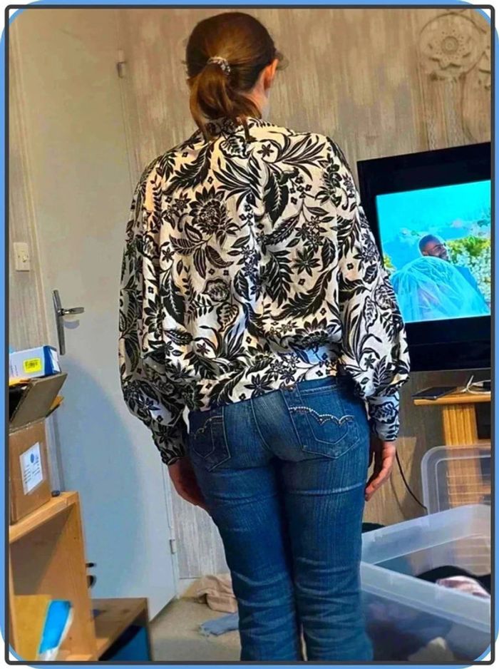 Tres  jolie cache coeur taille  40 - photo numéro 2