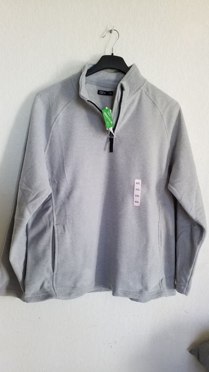 Sweat polaire gris col zippé taille XXL neuf