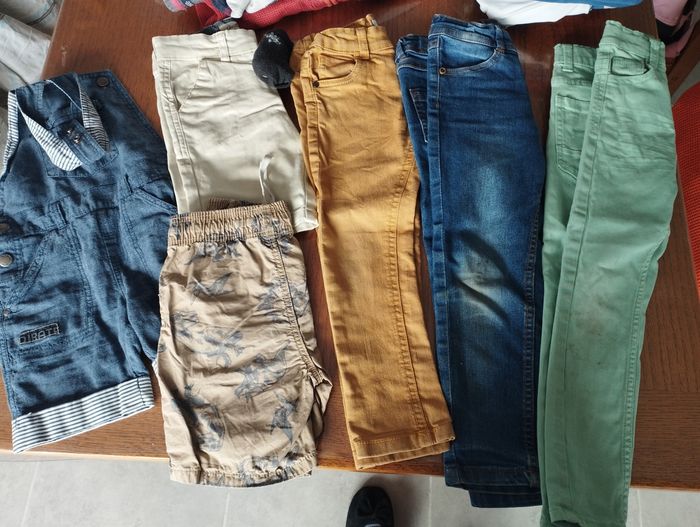 Lot vêtements garçon 5 ans printemps-été - photo numéro 2