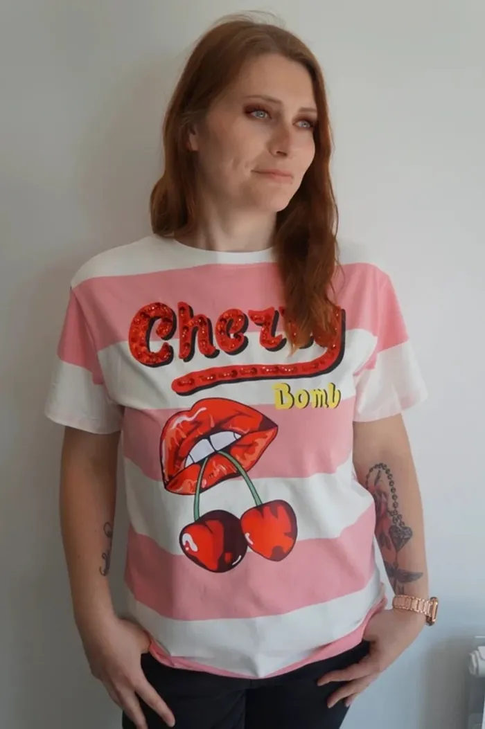 T shirt cherry