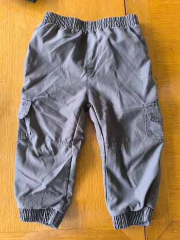 308556 pantalon marron garçon 18 mois sans marque