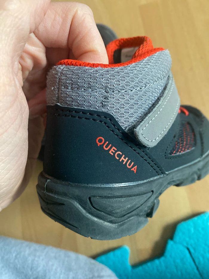 Chaussures de randonnée Quechua Taille 26 - photo numéro 6