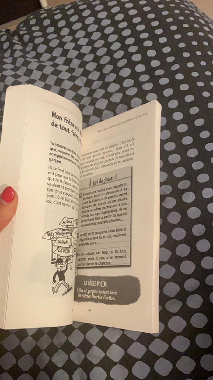 Livre comment survivre quand on est une fille - photo numéro 4