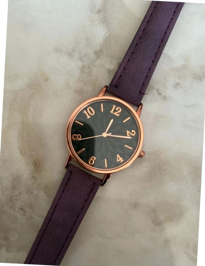 Montre neuve pour femme