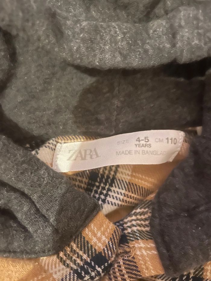 Sur chemise Zara 4-5 ans - photo numéro 3