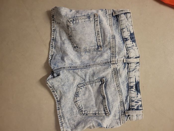 Short jean