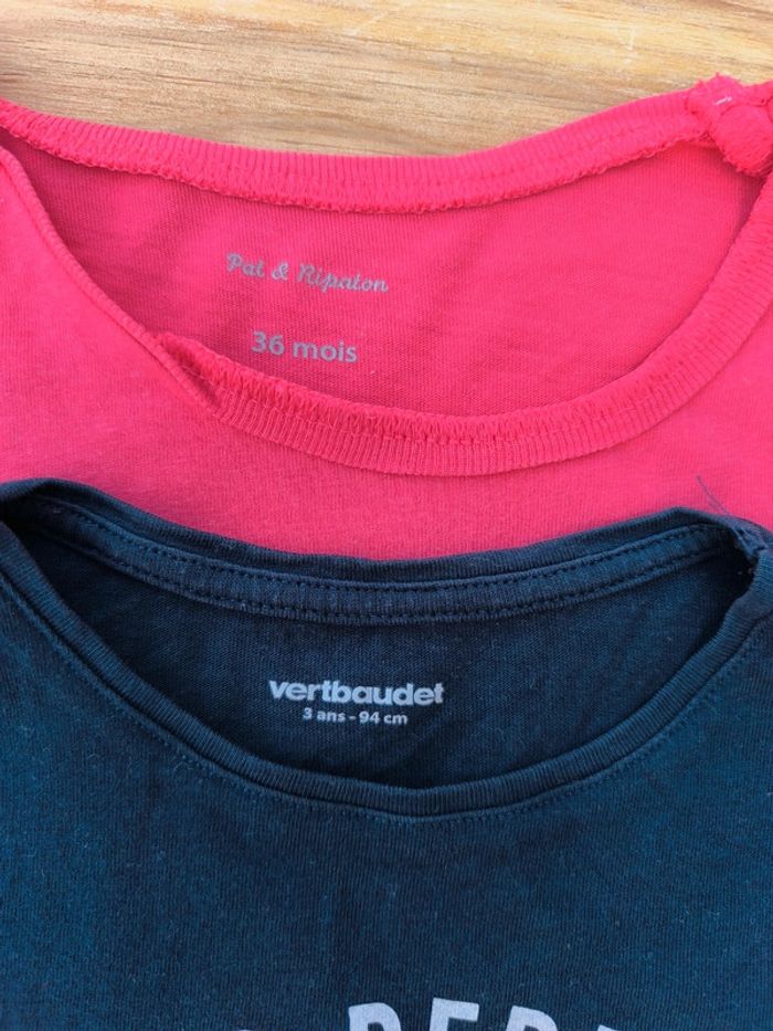 Lot de 2 t-shirts taille 3 ans en bon état - photo numéro 3