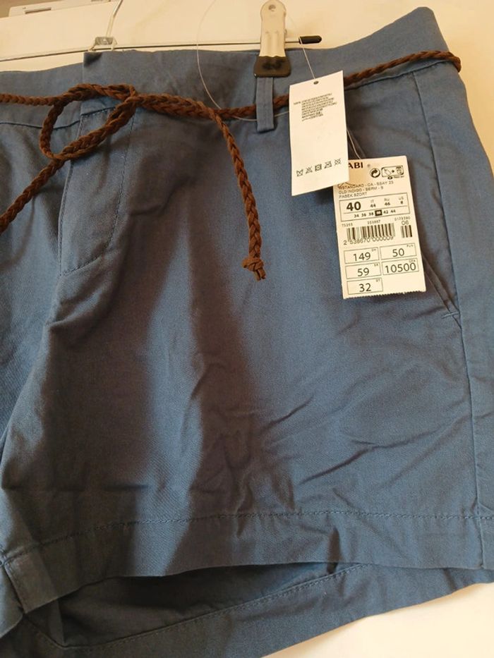Short bleu/gris taille 40 marque Kiabi neuf avec etiquette - photo numéro 2