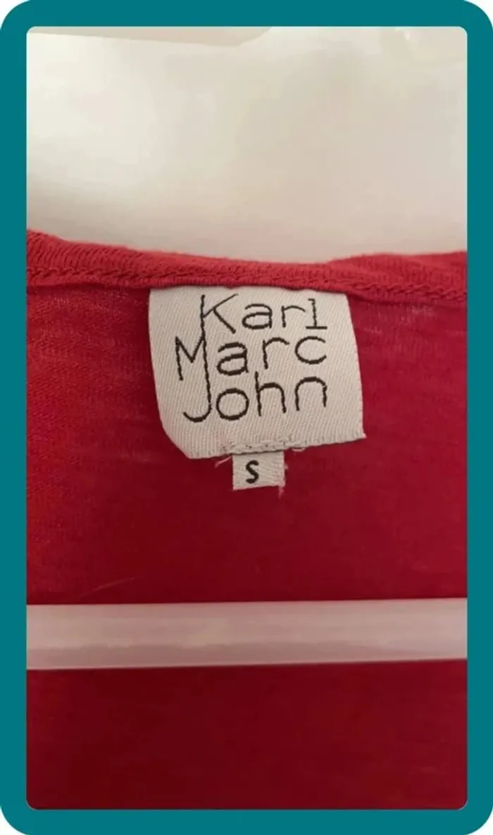 T-shirt rouge - photo numéro 2