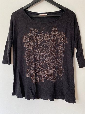 T-shirt manches 3/4 motif paillettes