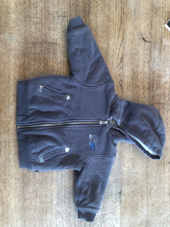 Sweat à capuche très epais