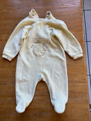 Grenouillère jaune avec motif chaton taille 9 mois 