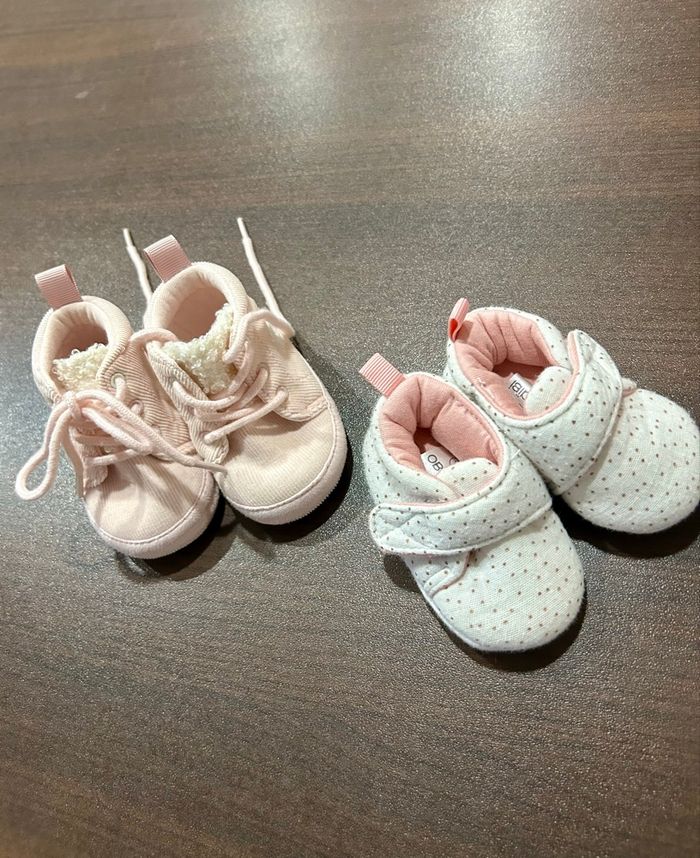 Lot de chaussons bébé fille