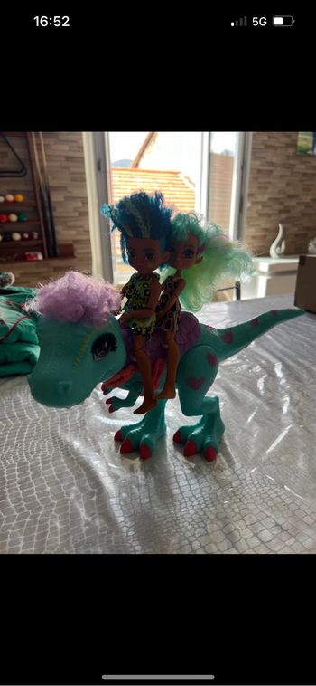 Roxie et son T-rex