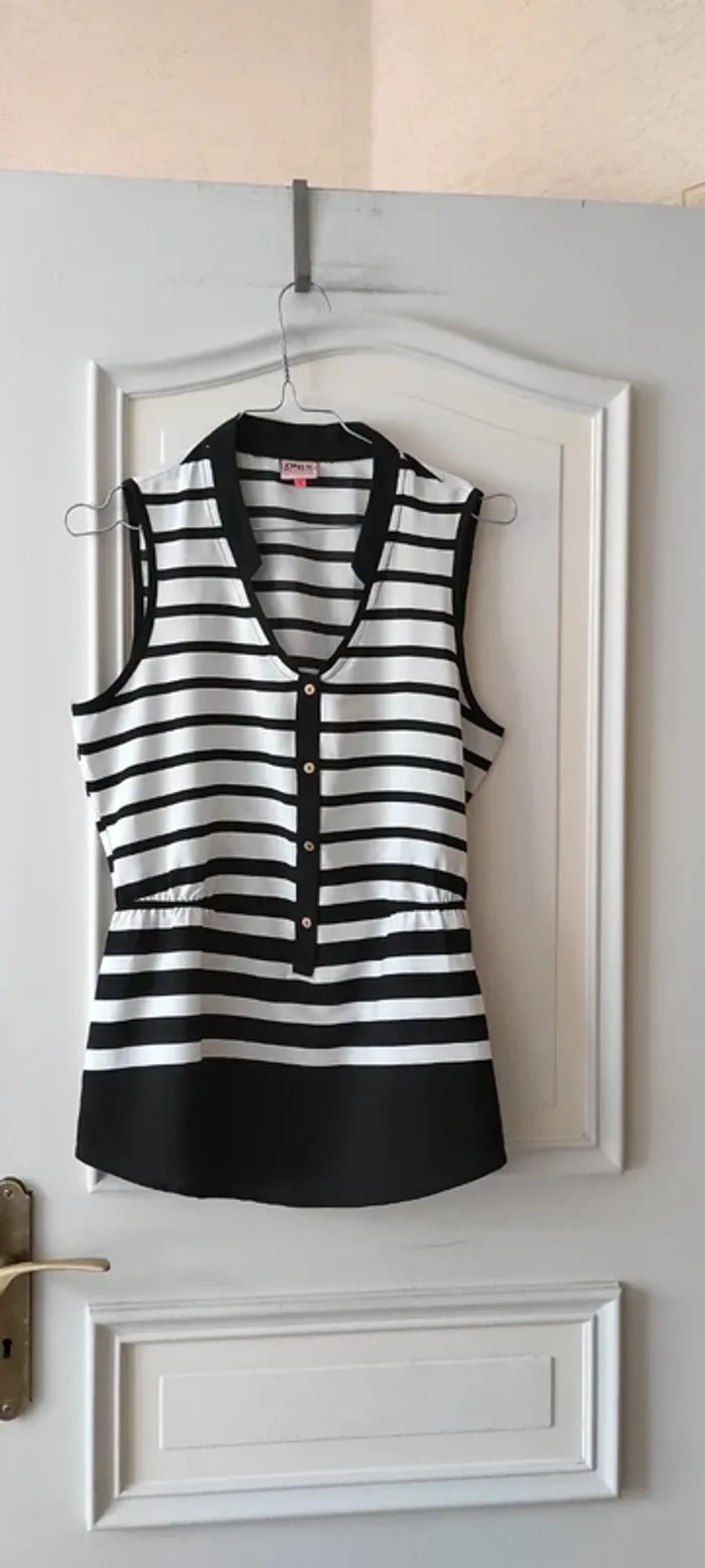 💐Blouse - ONLY- taille 38 - Très bon état 💐