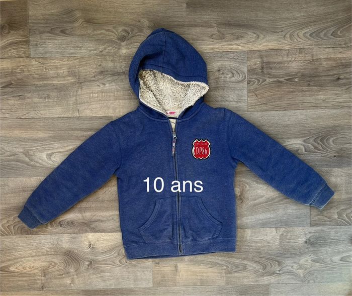 Beau gilet épais chaud à capuche taille 10 ans Du Pareil au Même