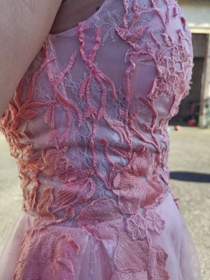 Robe de Cérémonie - photo numéro 6
