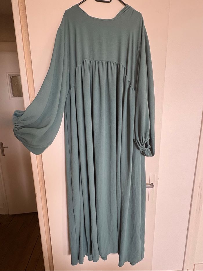 Lot de 4 abayas - photo numéro 3