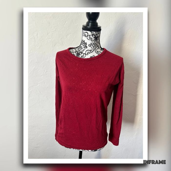 Très belle blouse rouge bordeaux 🥰 taille 38 bonobo
