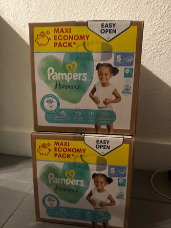 Lot Éco Pampers Harmony T5 11-16kg 2x70 couches