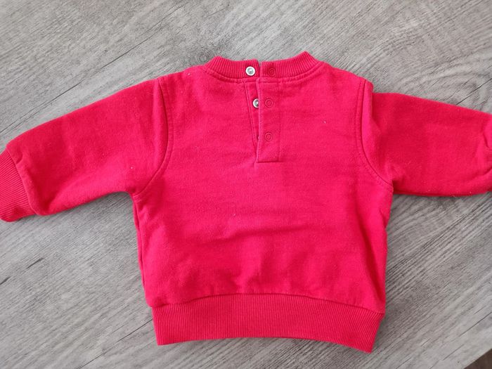 Pull rouge Snoopy 3 mois - photo numéro 3
