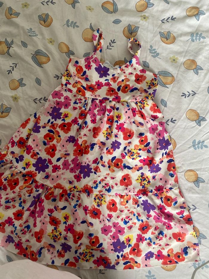 Robe à fleurs bretelle 3 ans - photo numéro 3
