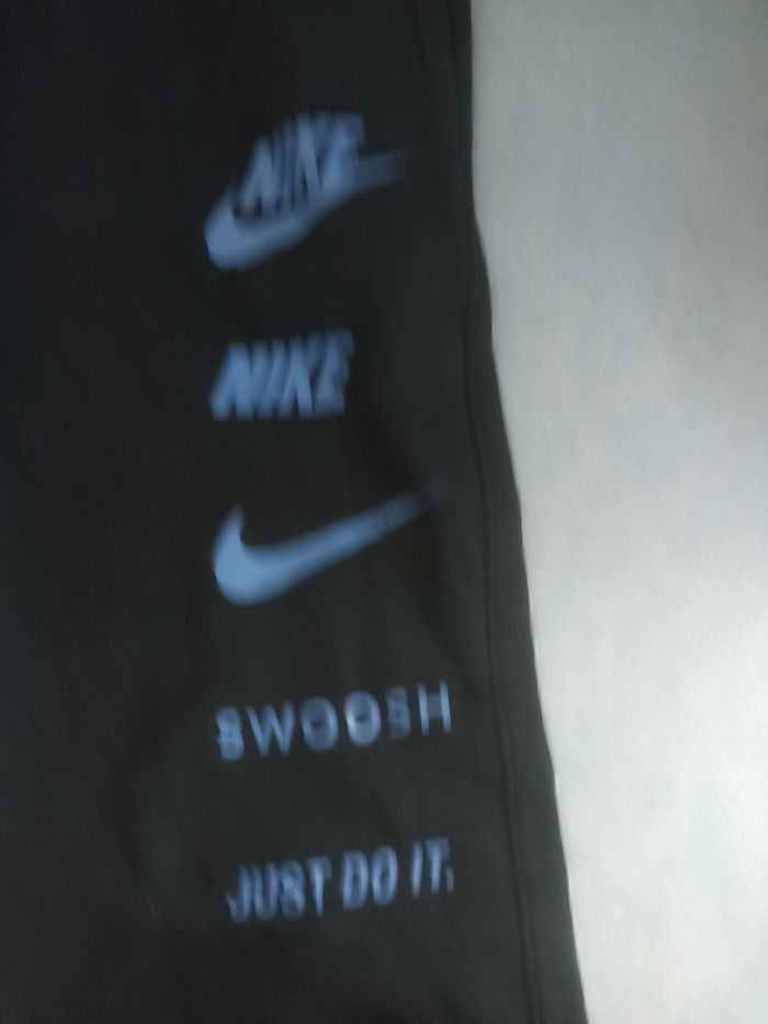 Ensemble Nike 11/12 ans - photo numéro 8