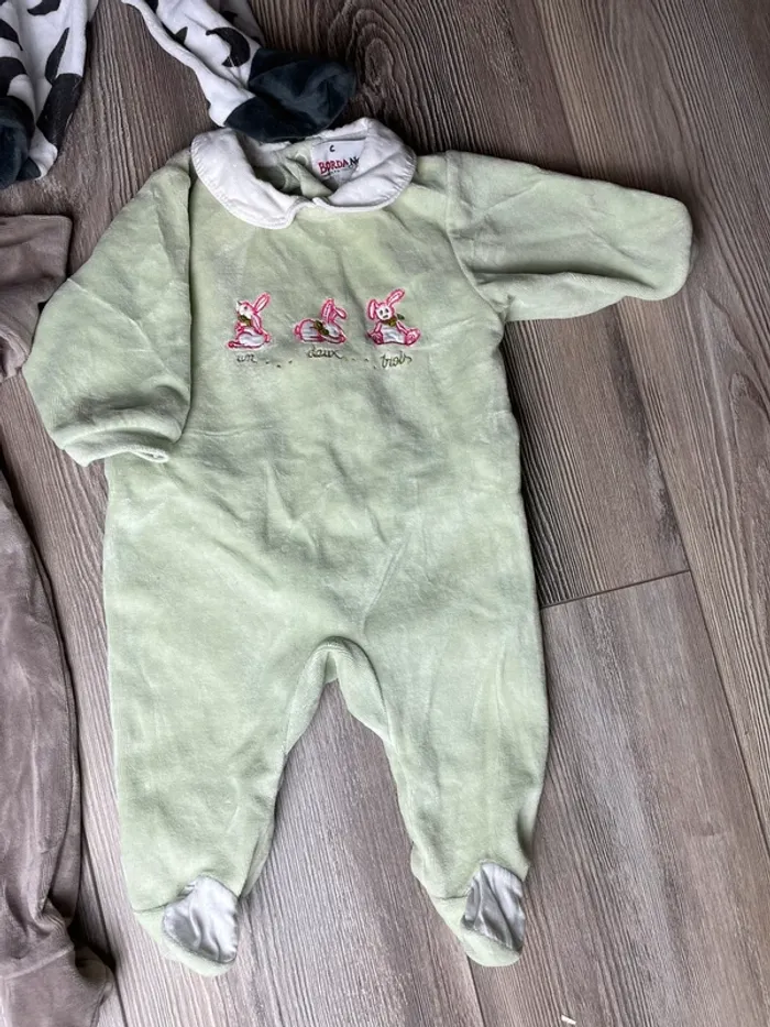 Lot pyjamas - photo numéro 3
