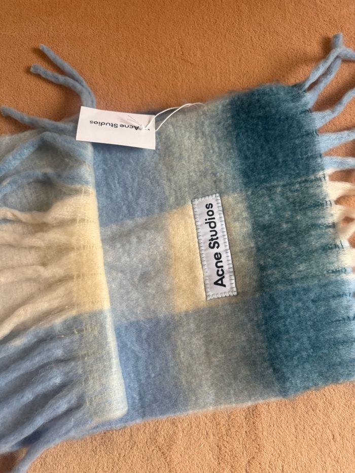 Acne studios - photo numéro 3