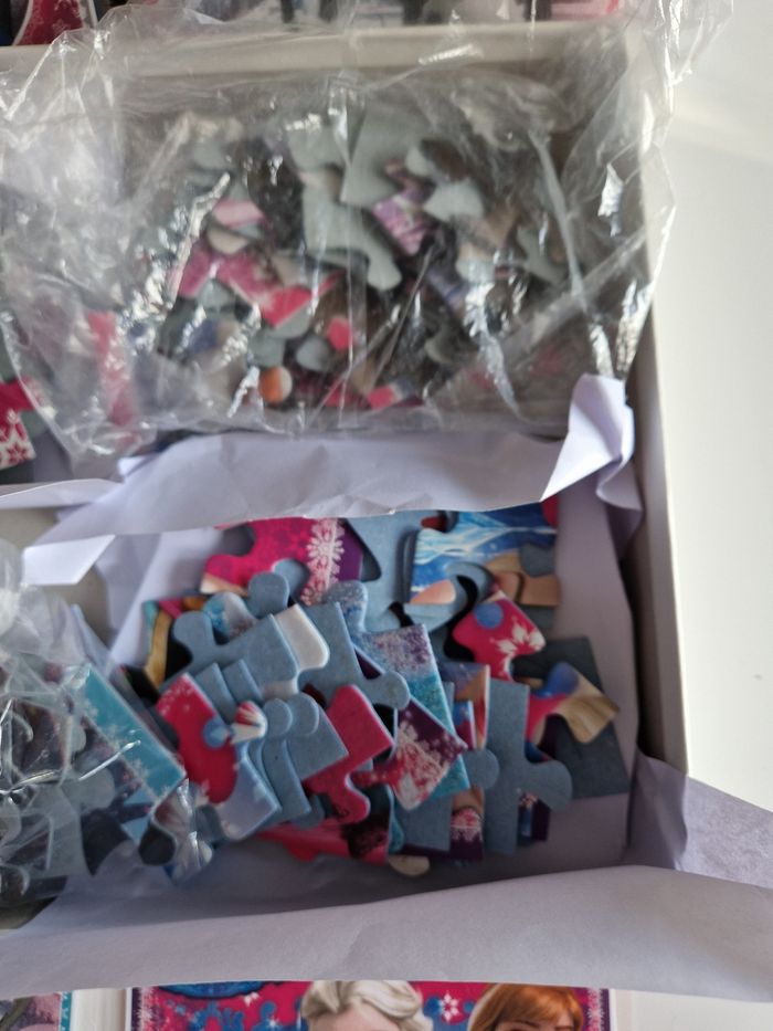 Boîte de 4 puzzles 35 pièce  la Reine des neiges - photo numéro 6