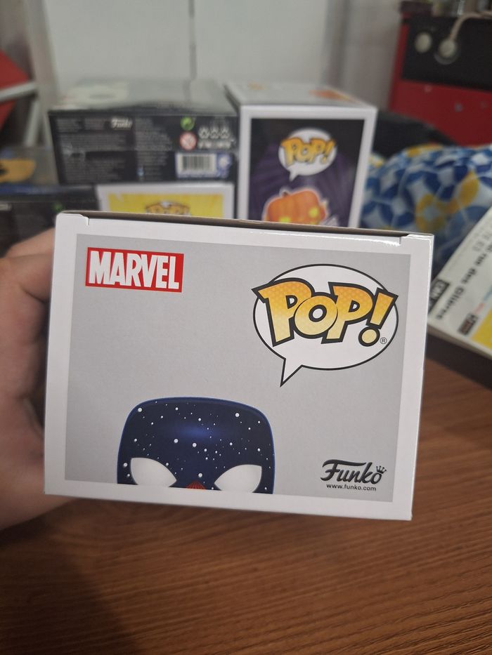 Funko pop bubble-head spider man 614 édition spéciale - photo numéro 4