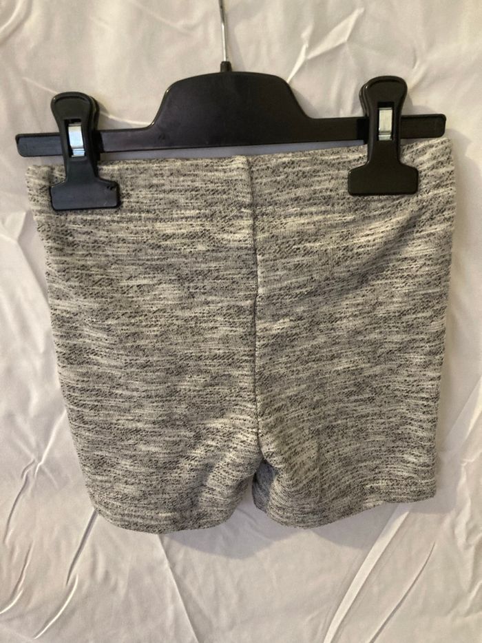 Short gris chiné bébé Primark 12-18 mois - photo numéro 3