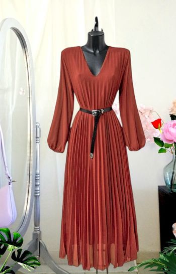 Robe longue plissée terracotta