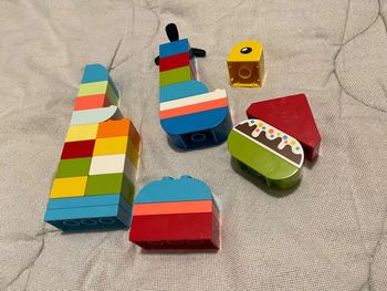 Lot de 28 legos