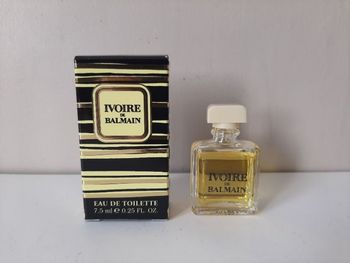 Miniature de parfum. Ivoire de Balmain