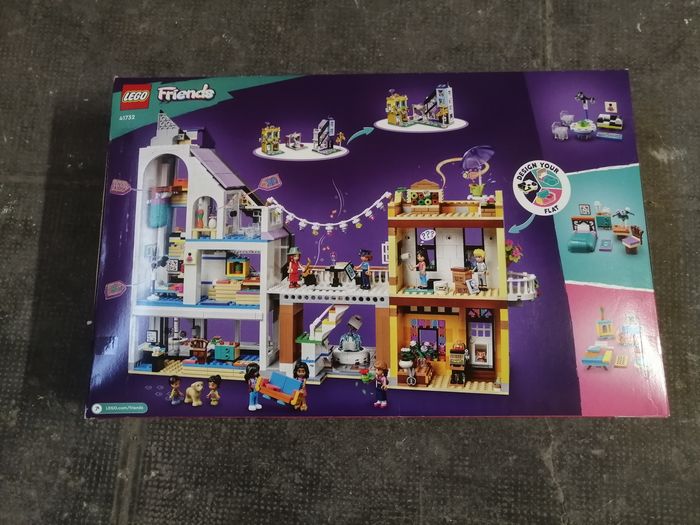 Lego Friends 41732 Les boutiques de fleurs et de décoration - photo numéro 3