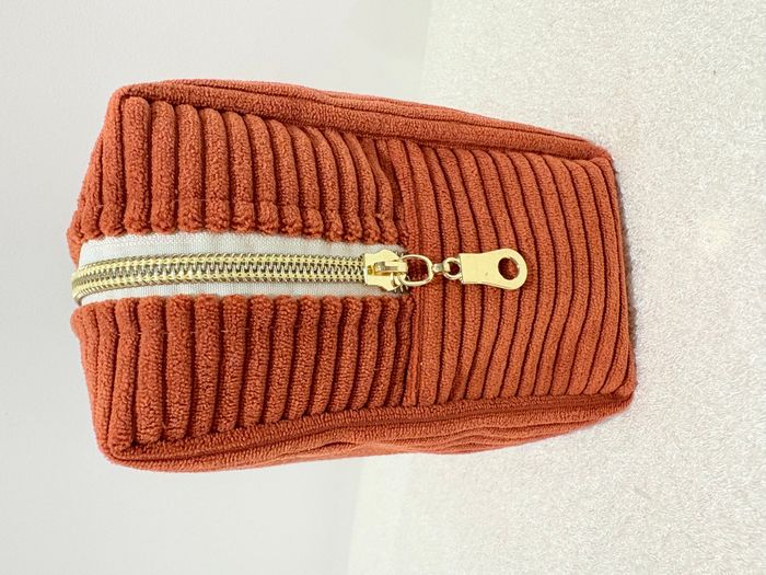 Trousse de toilette couleur Ocre doublure fleurie - photo numéro 9