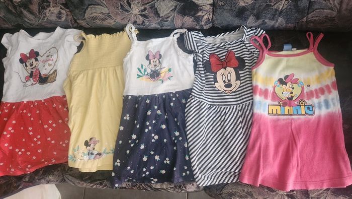 Lot minnie Disney 4 ans - photo numéro 2