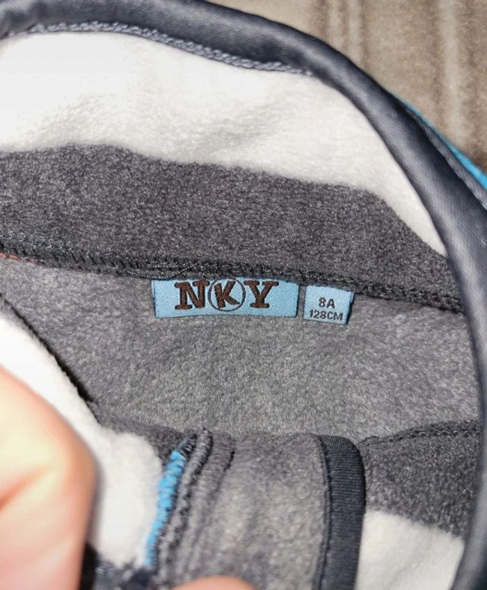 Veste polaire 8ans - photo numéro 3