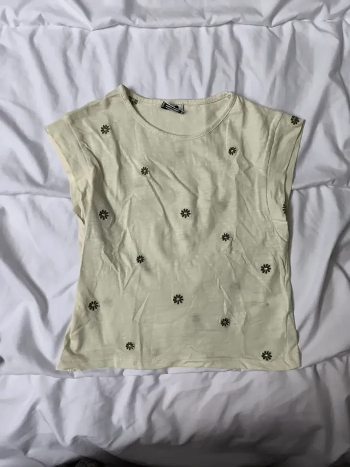 Lot t-shirt 5ans - photo numéro 11