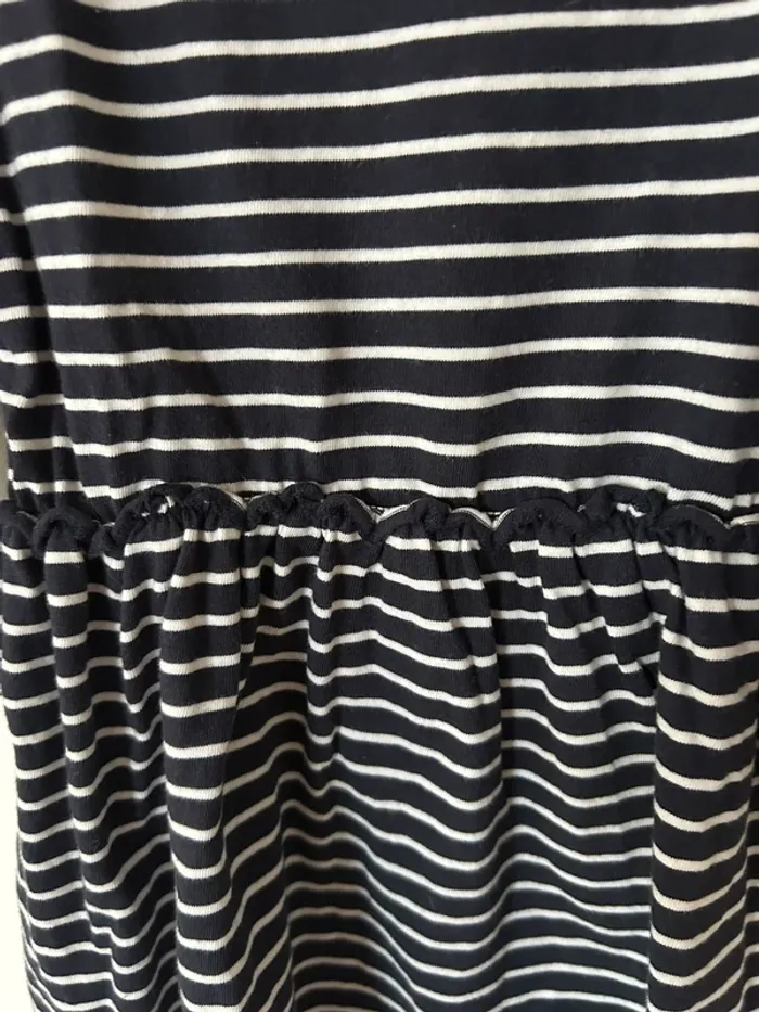 Jolie robe Eden et Victor taille 3 ans en parfait état - photo numéro 2