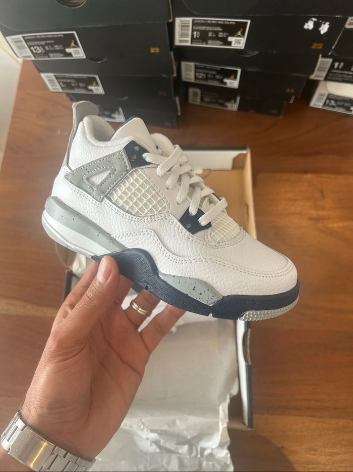 Jordan 4 taille 29.5
