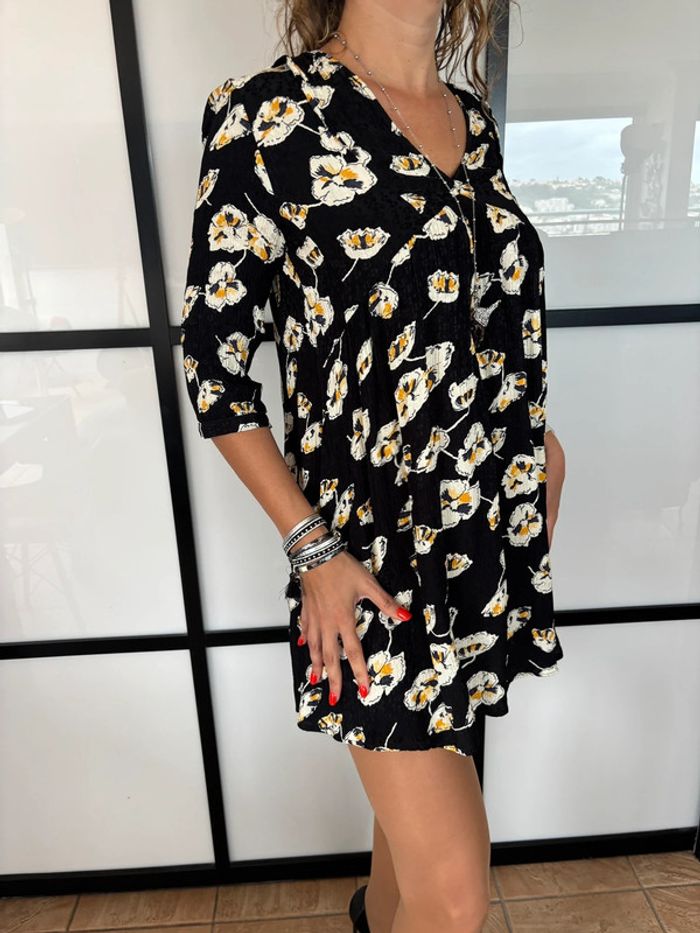 Jolie robe fleurie ba&sh modèle Uta 2020 - photo numéro 8
