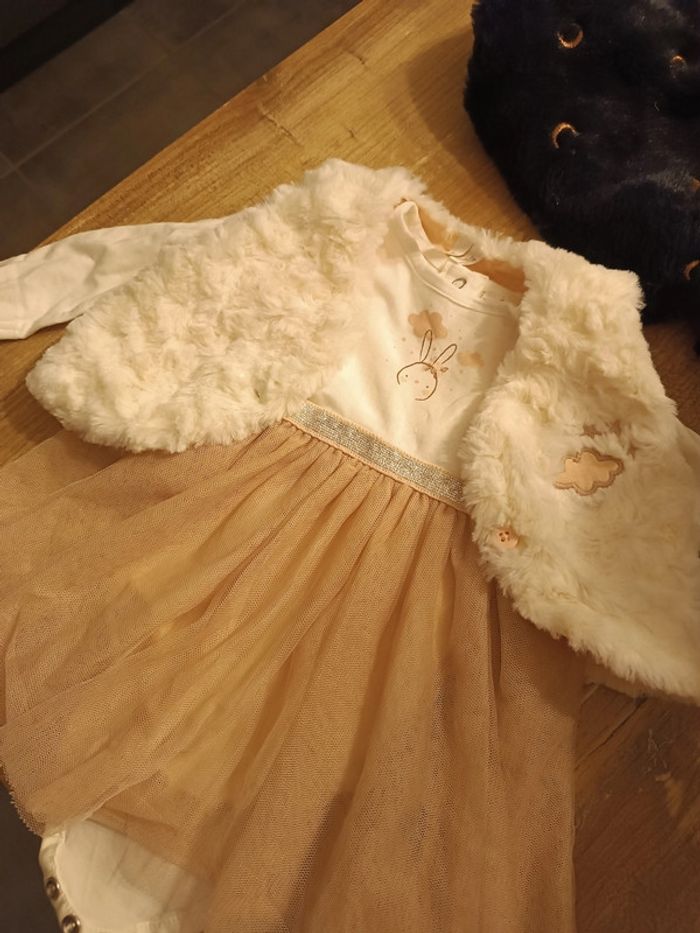 Magnifique ensemble robe et gilet sans manche